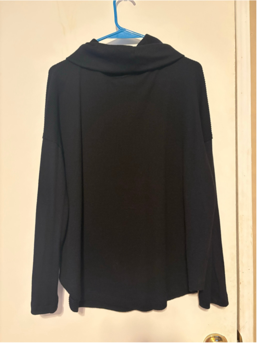 Women's Time and Tru Black Cowl Neck Sweater L - Picture 4 of 4